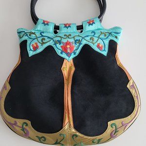 Papillon Purse by Akihoro domen Embroidered NWOT Dust bag included